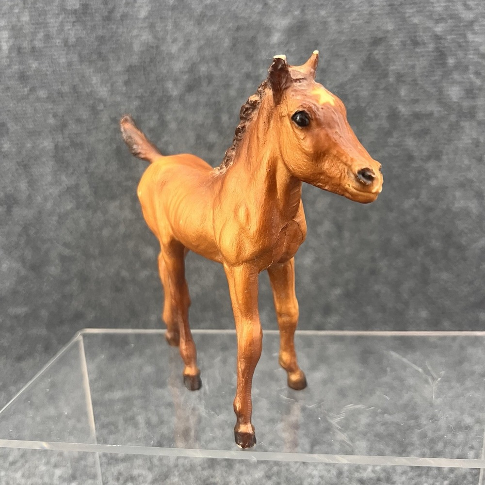 Breyer Horse #16 Marguerite Henry's Sea Star Chincoteague Chestnut Foal DAMAGED